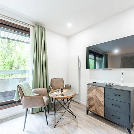 Le Bonlieu 3 - Joli Studio Avec Balcon En Plein Coeur De La Ville Annecy Exterior foto